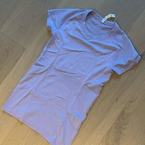 Lavender lululemon swiftly tech Top